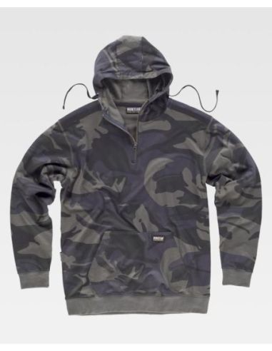 Sudadera de camuflaje con capucha, combinada con negro.WORKTEAM 304S8505